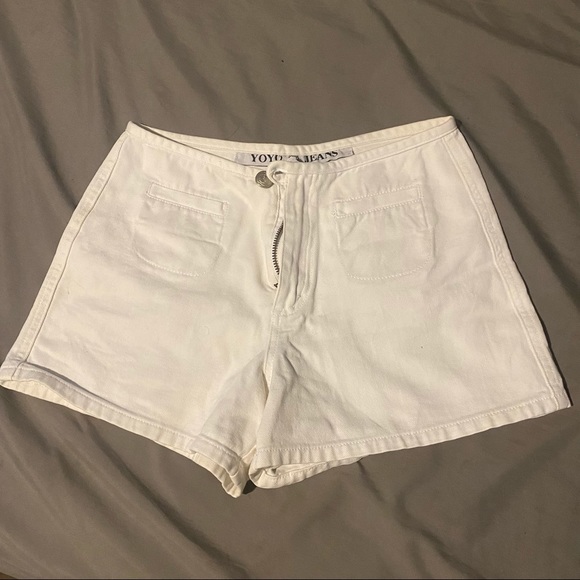 VINTAGE white yoyo jean shorts - Picture 1 of 4